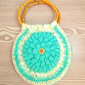 Vintage crochet hangbag